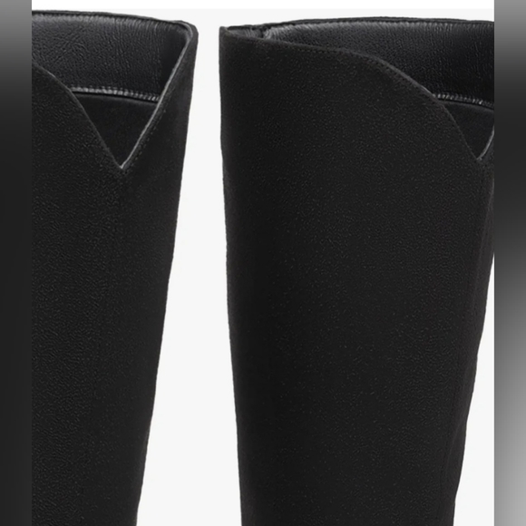 Dream Pairs Boots - Picture 3 of 6